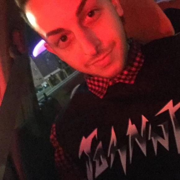 Meet your Posher, Nelson - Picture 1 of 1